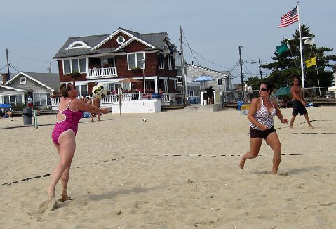 S90-1663-wide-open-vball